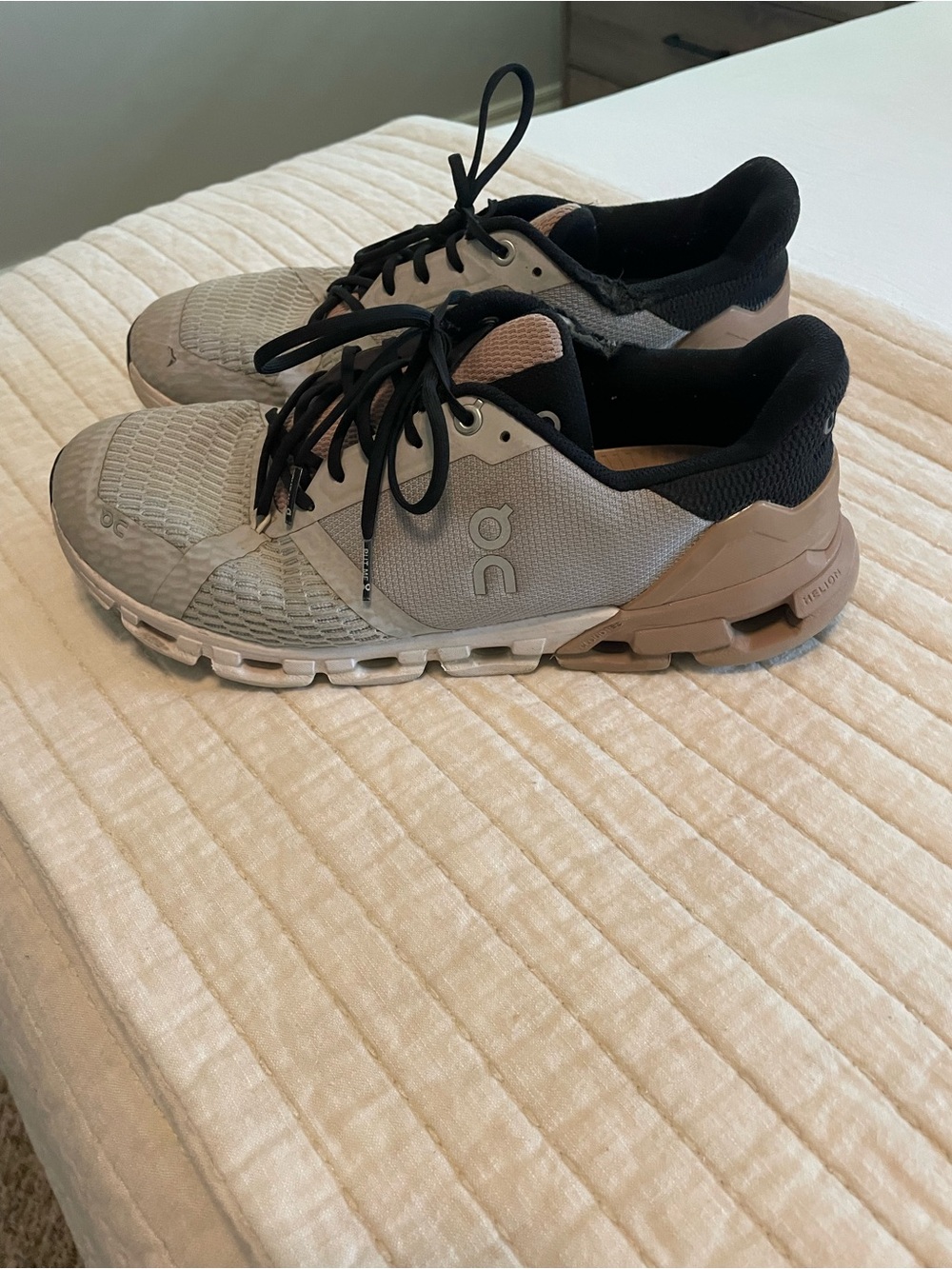 Women’s On Cloud 5 Helion Cloudtec Swiss Engineering Running Shoes